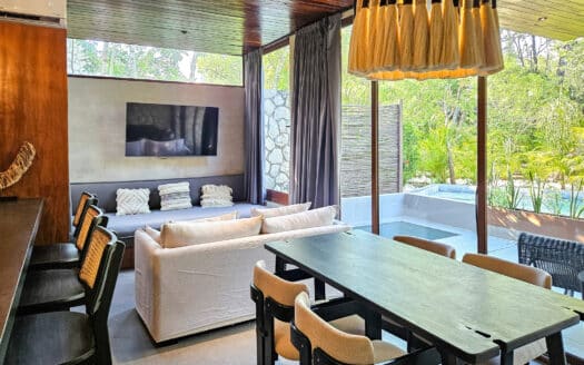 Siwa 2 Bedroom Swim Up Condo