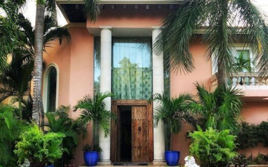 Villa Santiago 3 Bedroom House